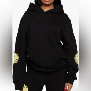 Samii Ryan Smiley Oversized Hoodie